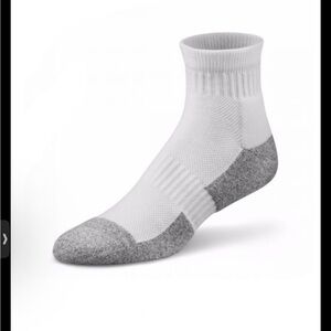 Dr Comfort Large White Shape To Fit Quarter Length Socks NEW